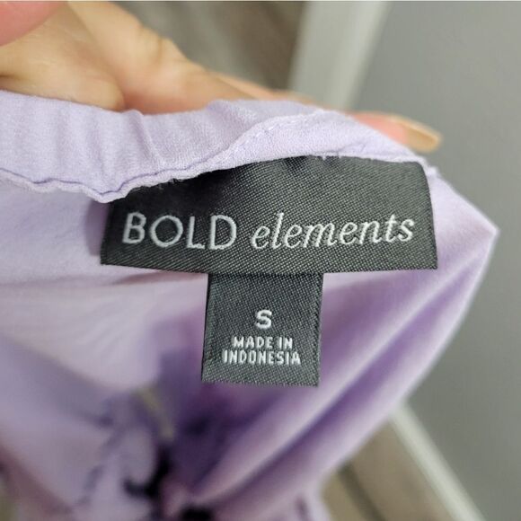 Bold elements cold shoulder blouse - Picture 4 of 11